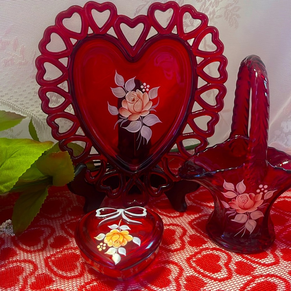 Westmoreland Vintage Valentines Heart Shaped Ruby Red , Hand Painted
3 piece set